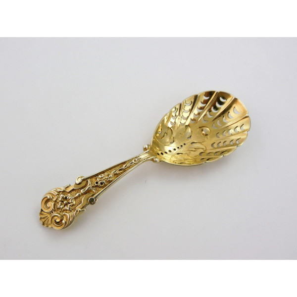 Silver gilt caddy spoon by Barnards london 1871