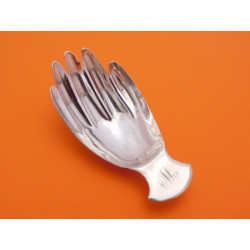 Silver hand caddy spoon by Josiah Snatt
