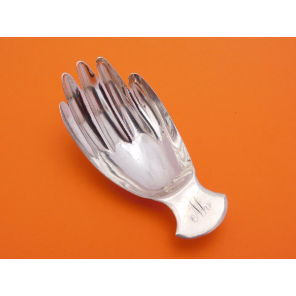 Silver hand caddy spoon by Josiah Snatt