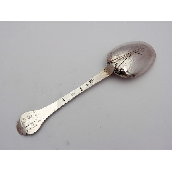 Silver laceback trefid spoon Plymouth 1693 by John Murch