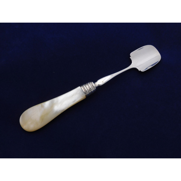 Silver mother of pearl stilton cheese scoop George Unite