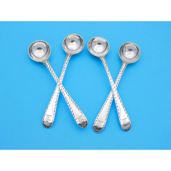 Silver set of Georgian salt spoons by George Smith