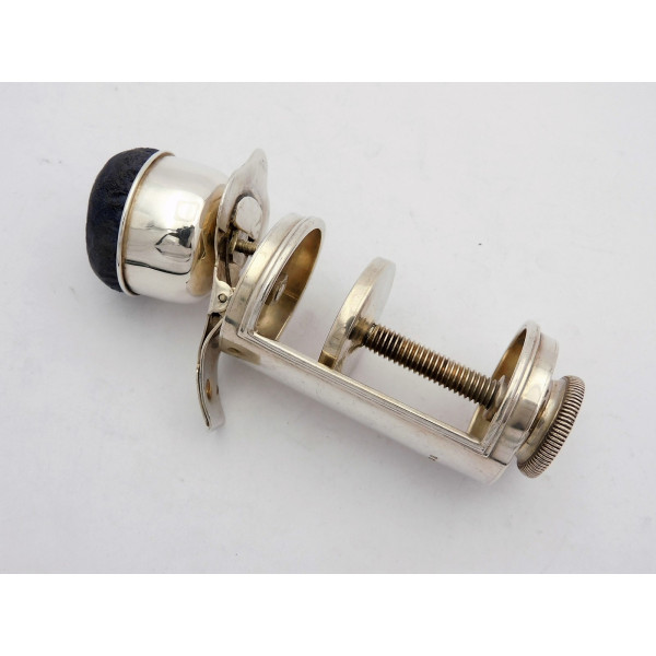 Silver sewing pin cushion clamp London 1931 Sebastian Garrard
