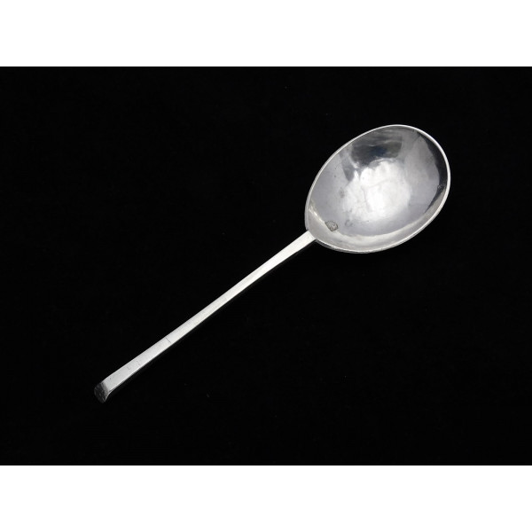 Silver slip top spoon 1637 Richard Crosse
