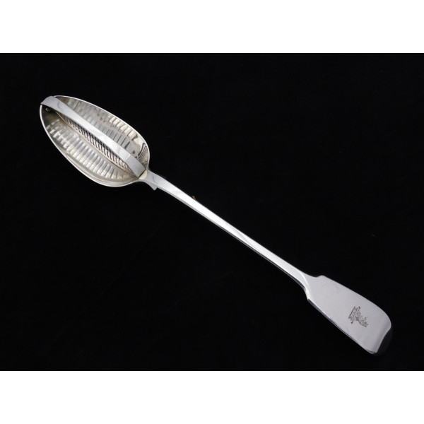 Silver straining spoon by William Chawner fiddle