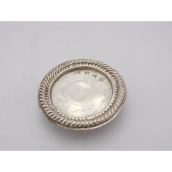 Silver tazza London 1701 by George Manjoy