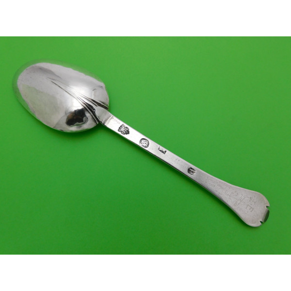 Silver trefid spoon James Hallett London 1692