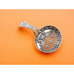 Simulated filigree silver caddy spoon by Cocks Bettridge