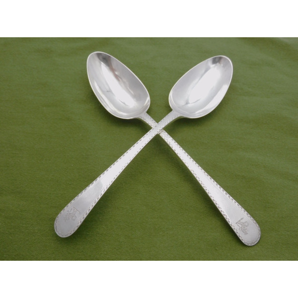 Thomas Pratt and Arthur Humpries silver table spoons London