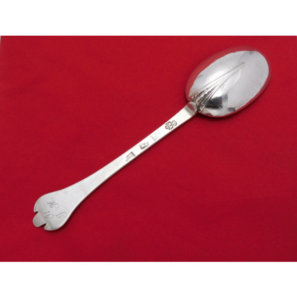 William III silver trefid spoon beaded London 1700 William Matthew