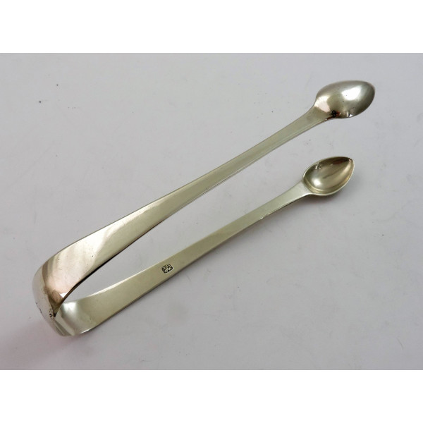 York made silver sugar tongs by Barber Whitwell