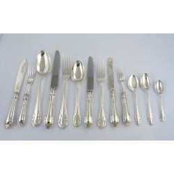 12 place settings
