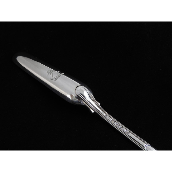 paul storr crested silver marrow scoop