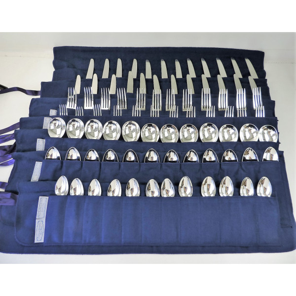 silver fiddle pattern canteen of cutlery