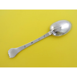 silver trefid spoon london 1679 by lawrence coles