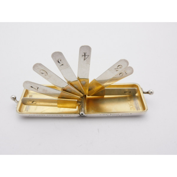 the Sportsman Pathfinder silver shooting butt marker case