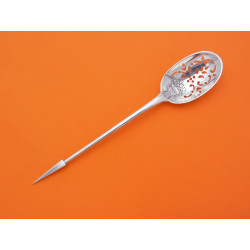 urn of flowers picture front silver mote spoon 1760