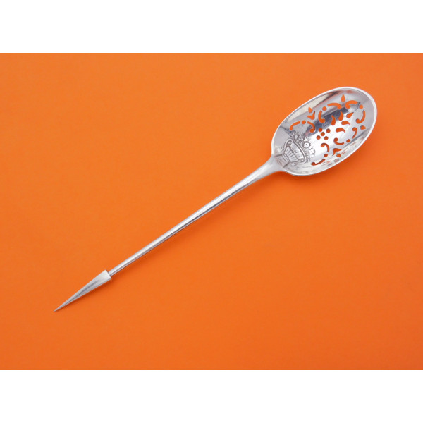 urn of flowers picture front silver mote spoon 1760